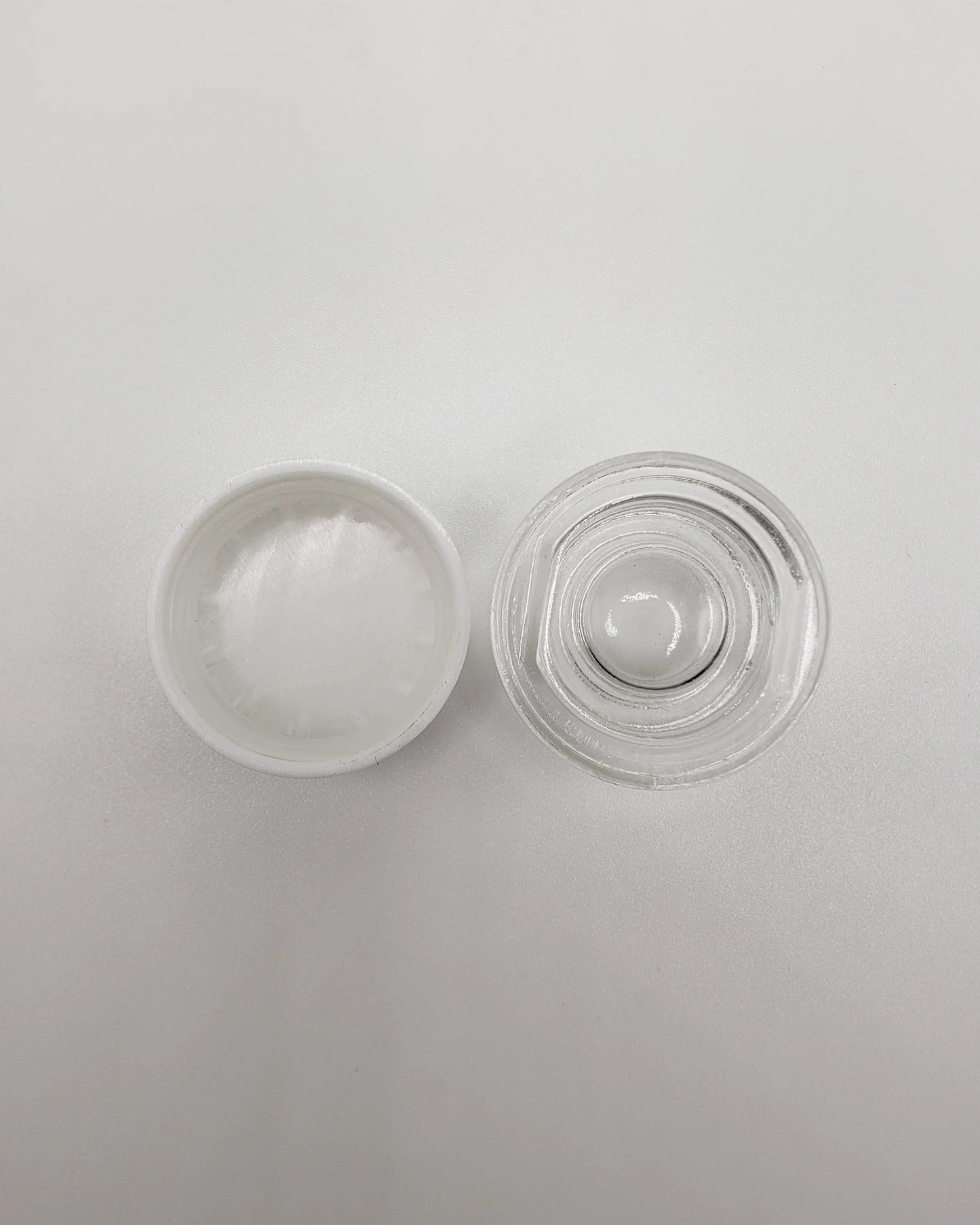 5ml - Round CR, Wht Lid